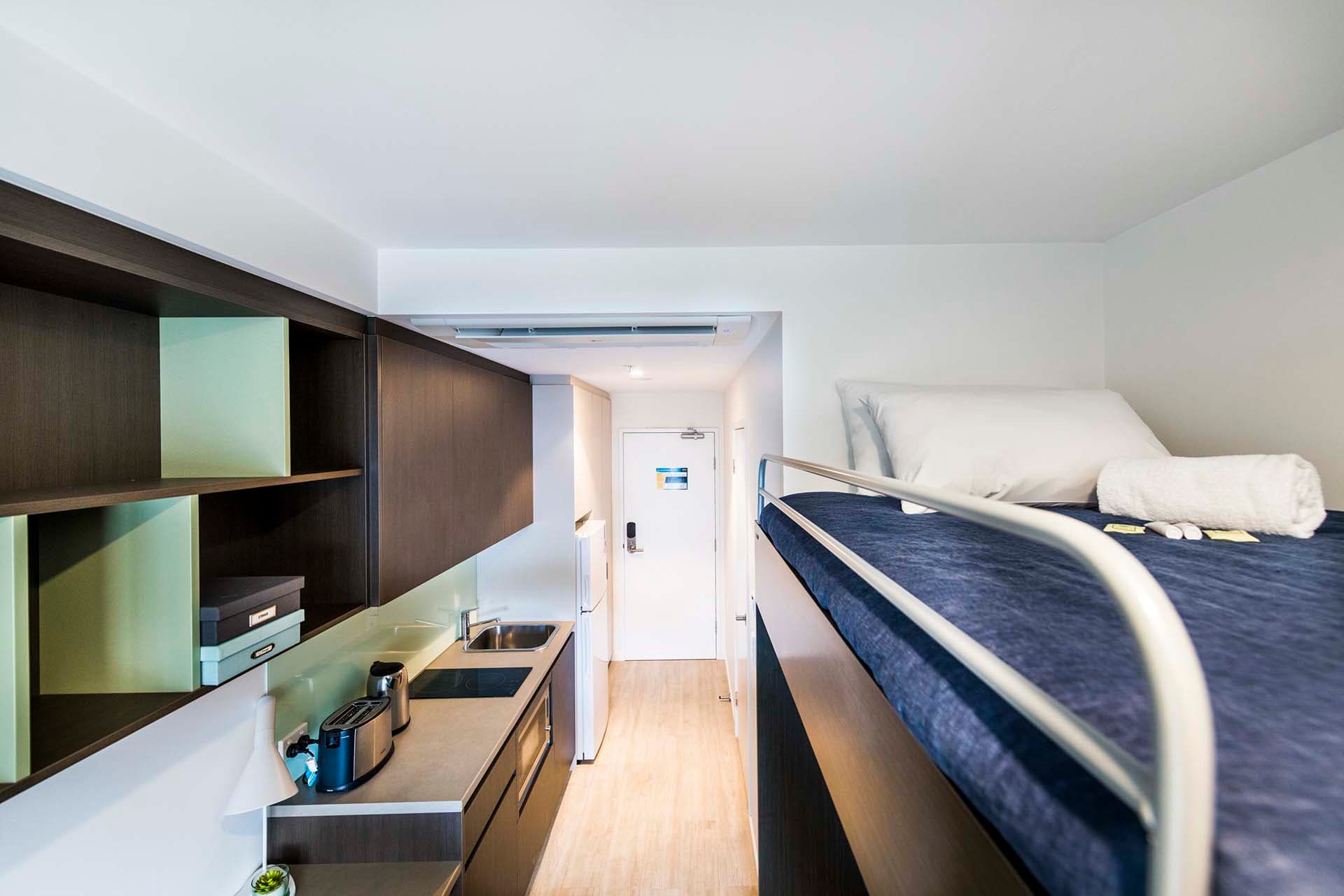 Room 9