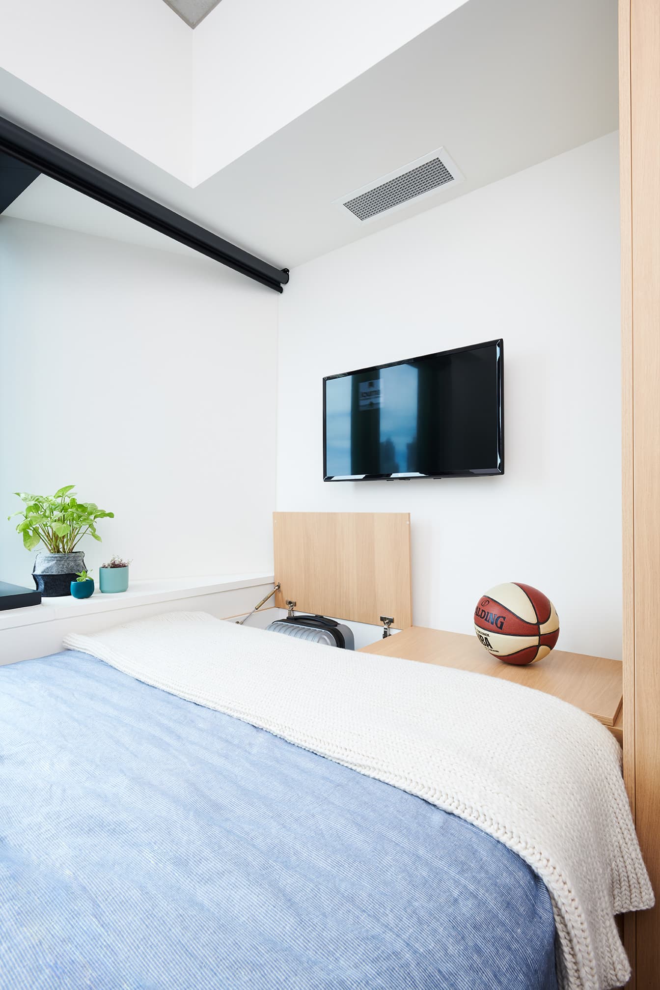 Room 6