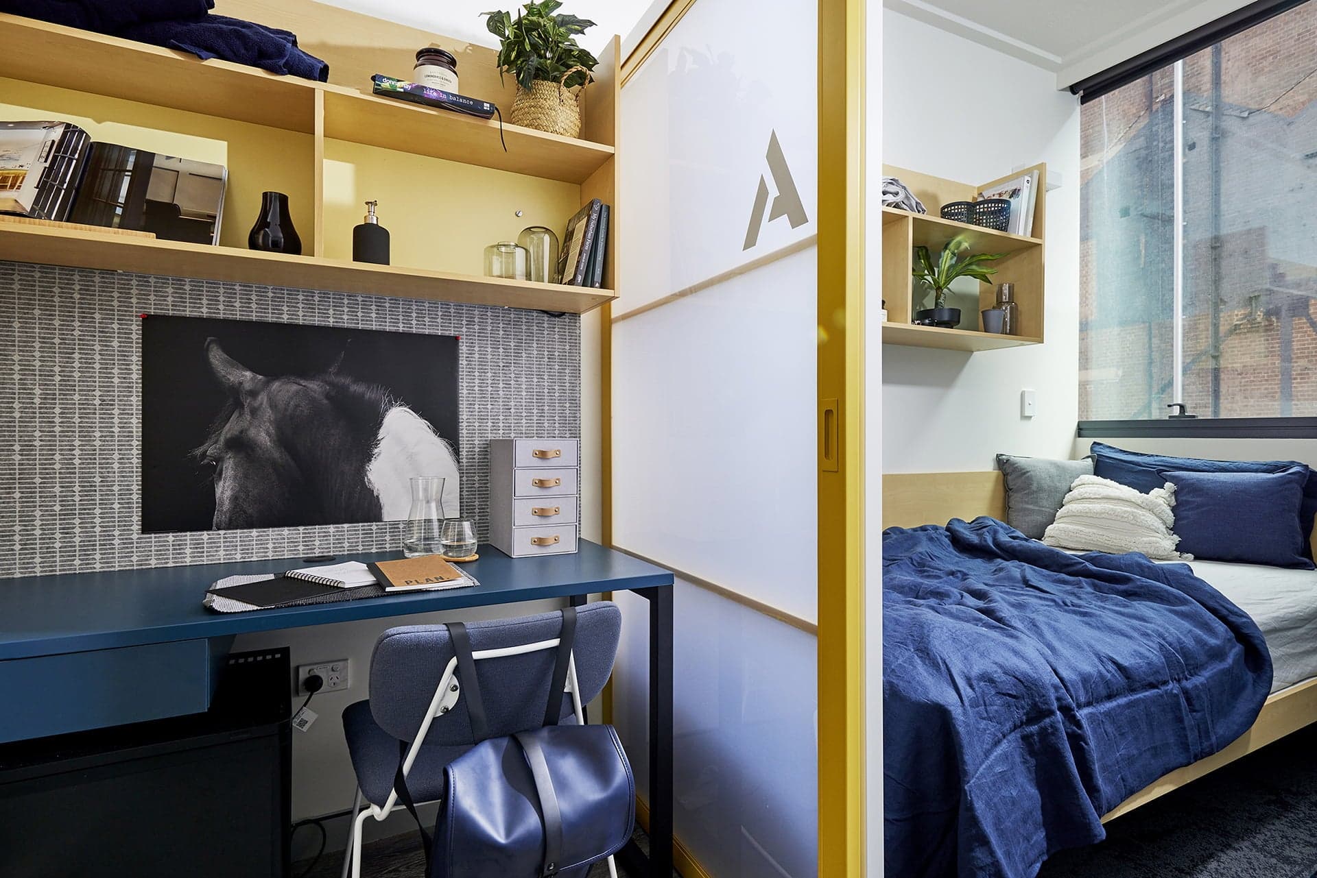 Bedroom hover