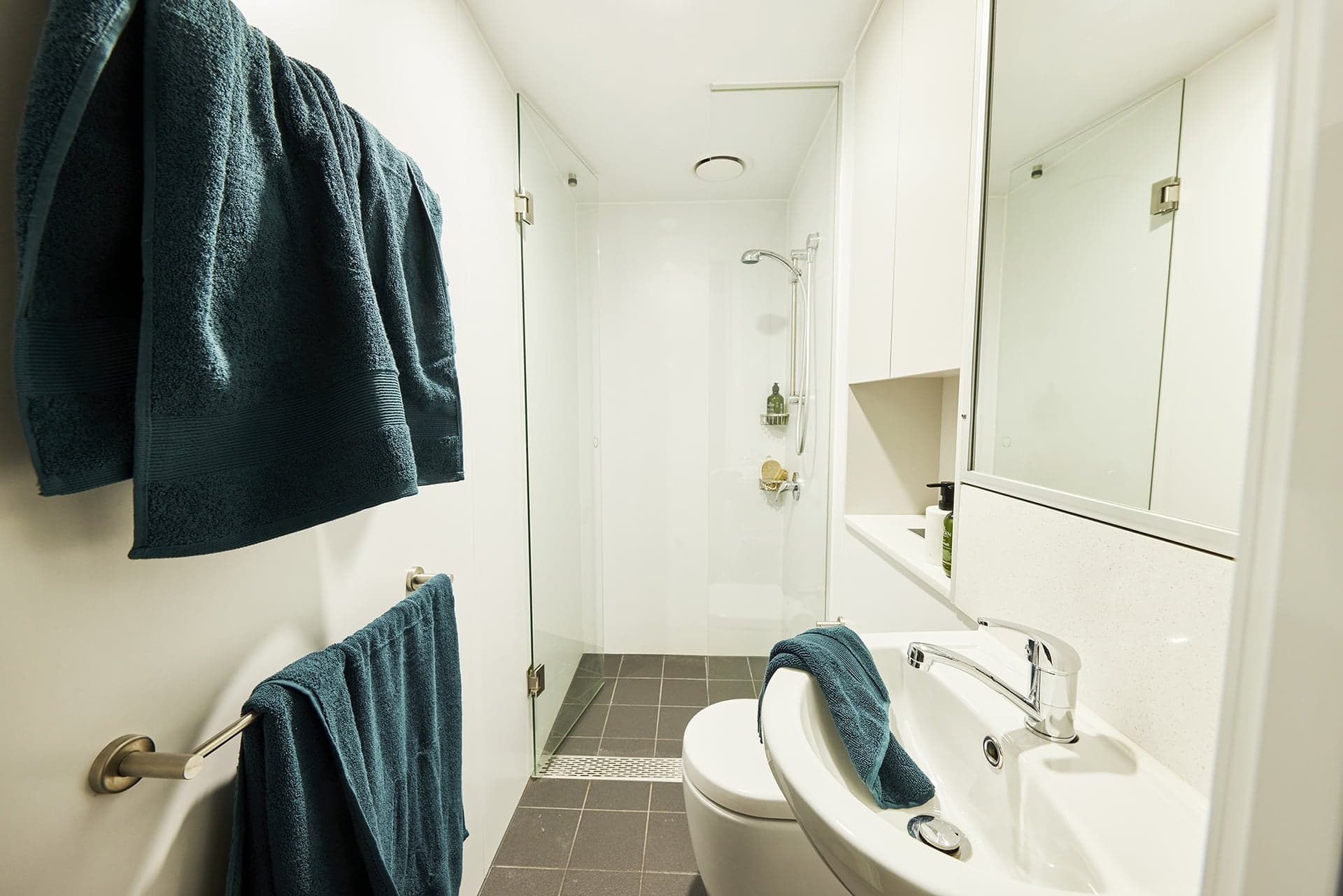 Ensuite