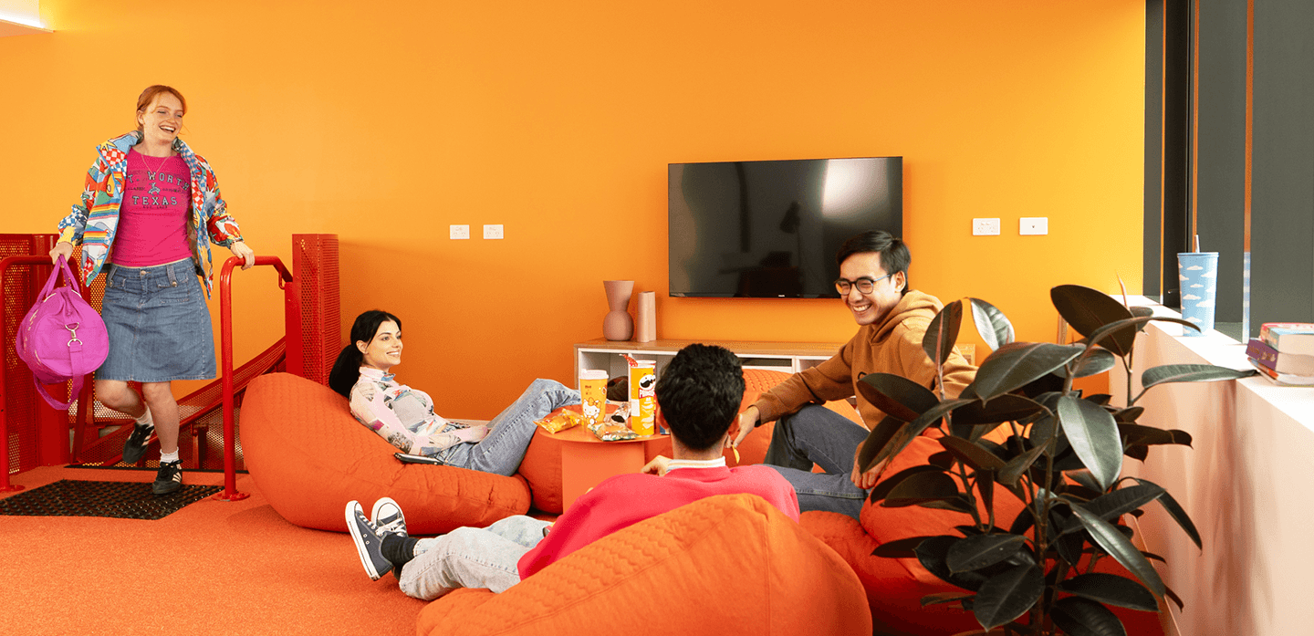 Social Lounges hover