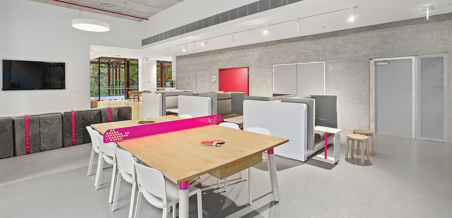 Social Lounges hover